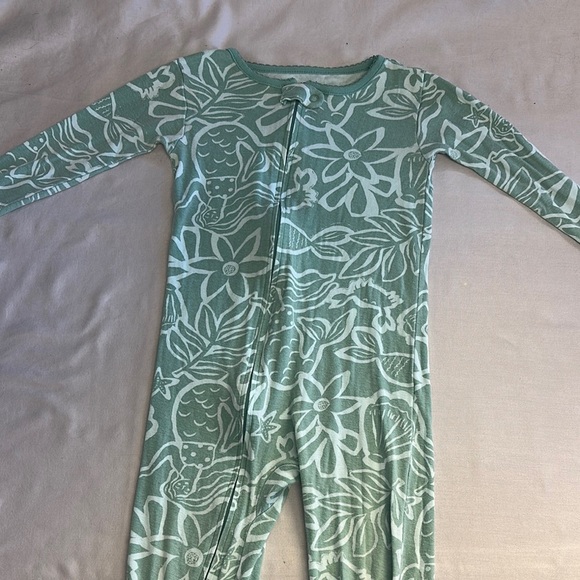 Carter's - Mint Green Footless Onesie Sleeper - Picture 3 of 5